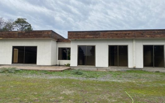 Arriendo casa en Santa Julia